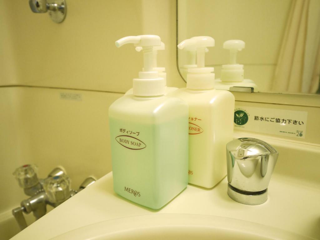 Hotel Route-Inn Sapporo Kitayojo Номер фото